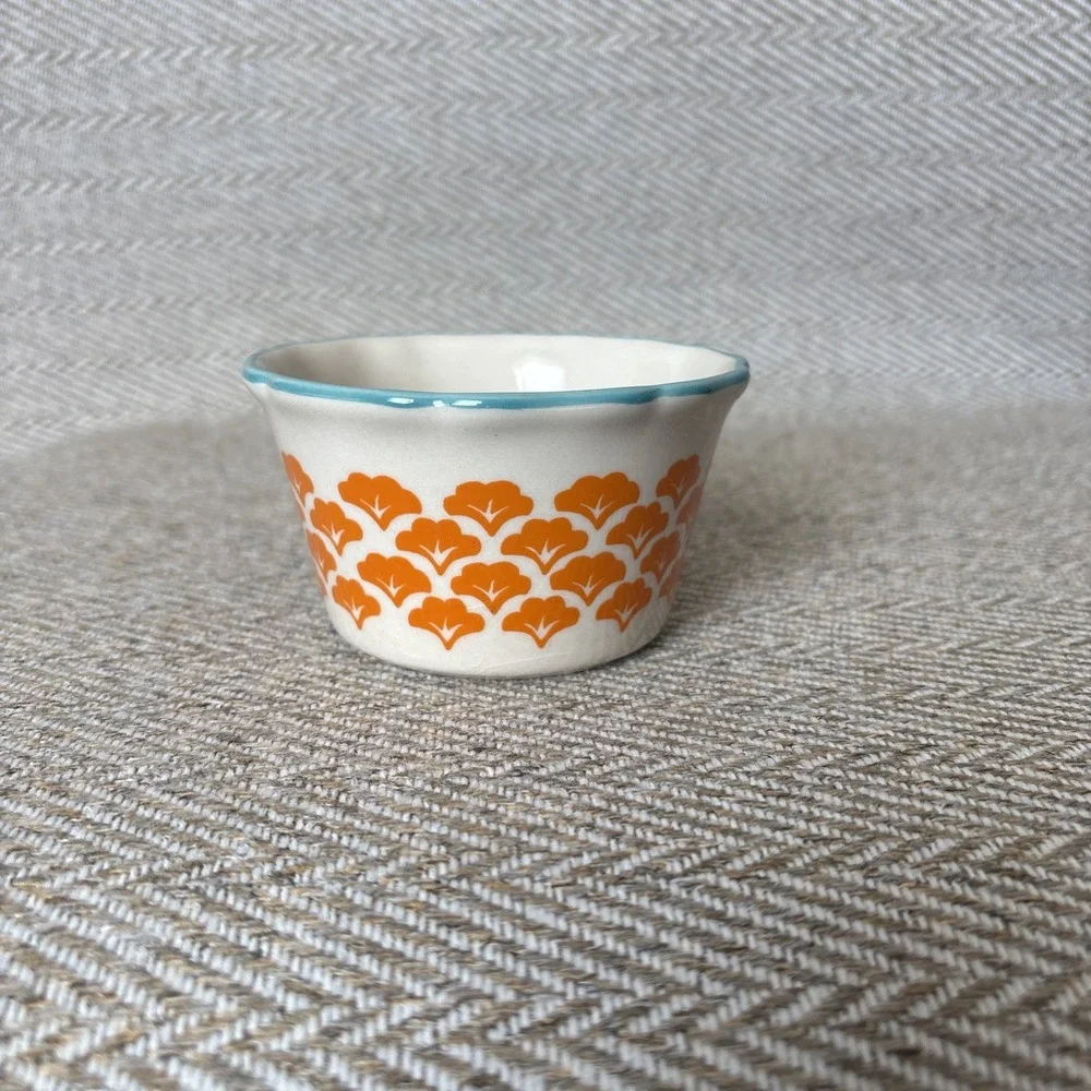 The Pioneer Woman 7 oz Ramekin Floral Print Flea Market Scalloped